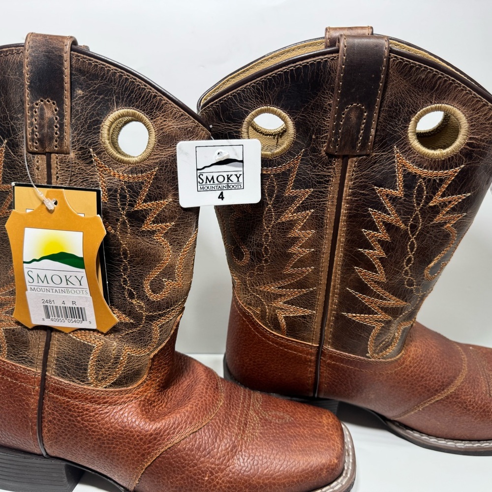 Smoky mountain boots size Y4 / L6